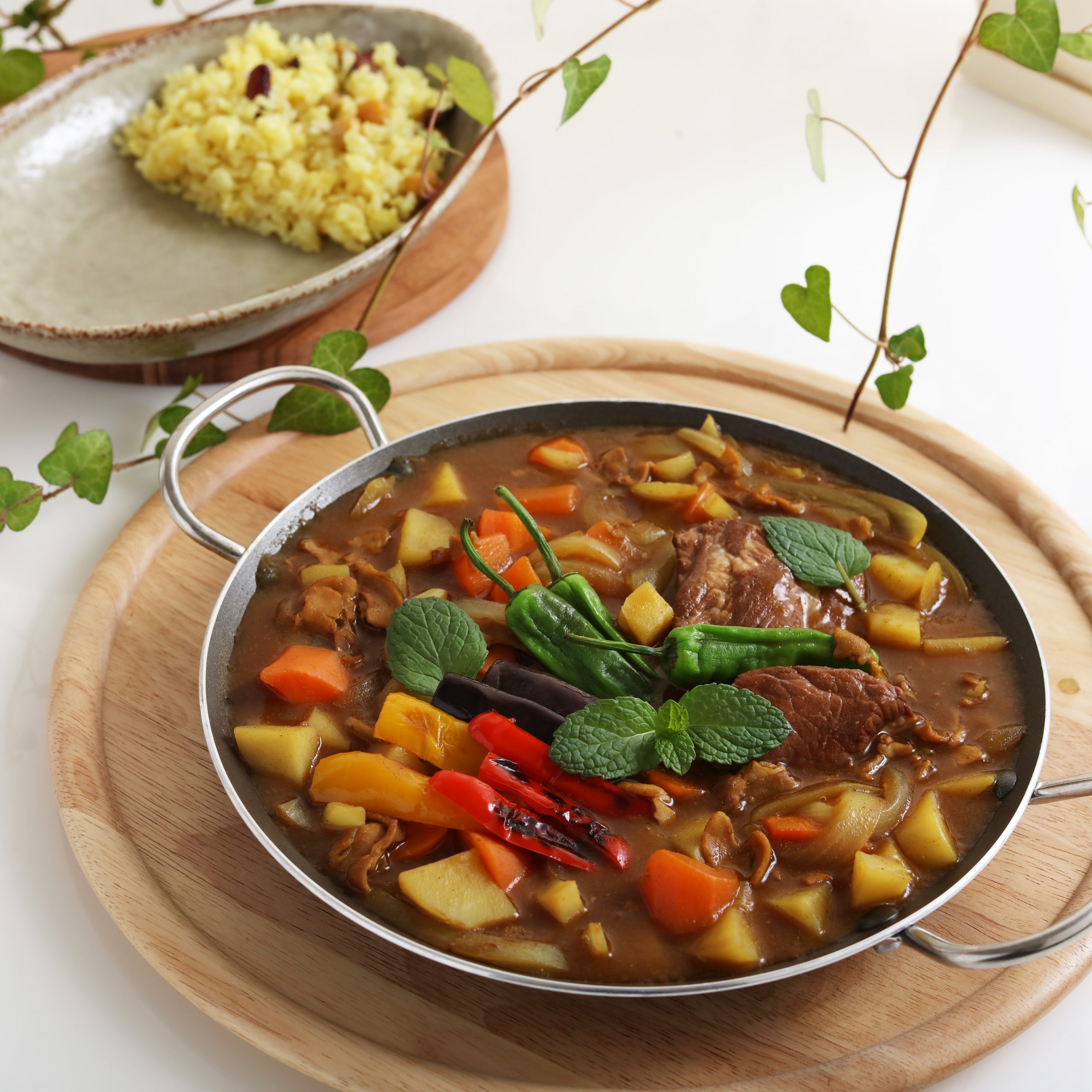 家カレーをおいしく カレー作りにおすすめの両手鍋5選 Solvita ソルヴィータ